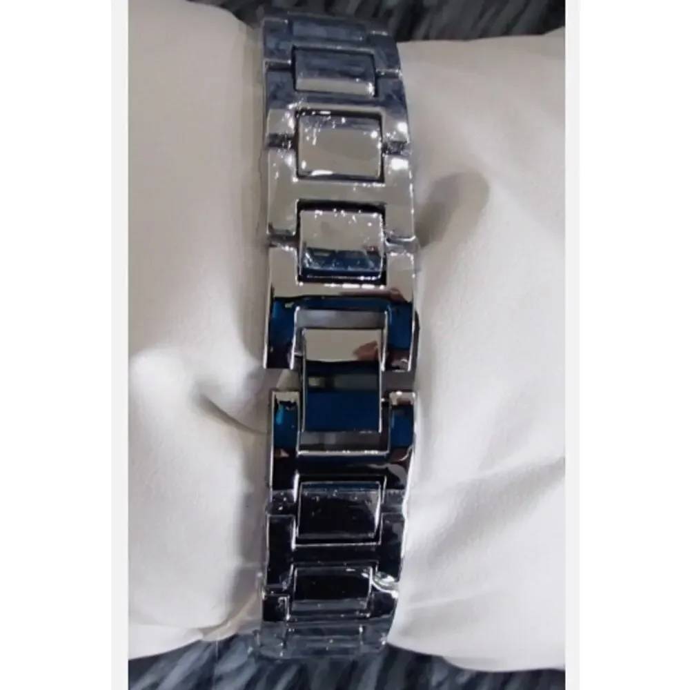 Montres Prestige X Invicta Women's Watch - 33mm, Steel (MPW-0209)
